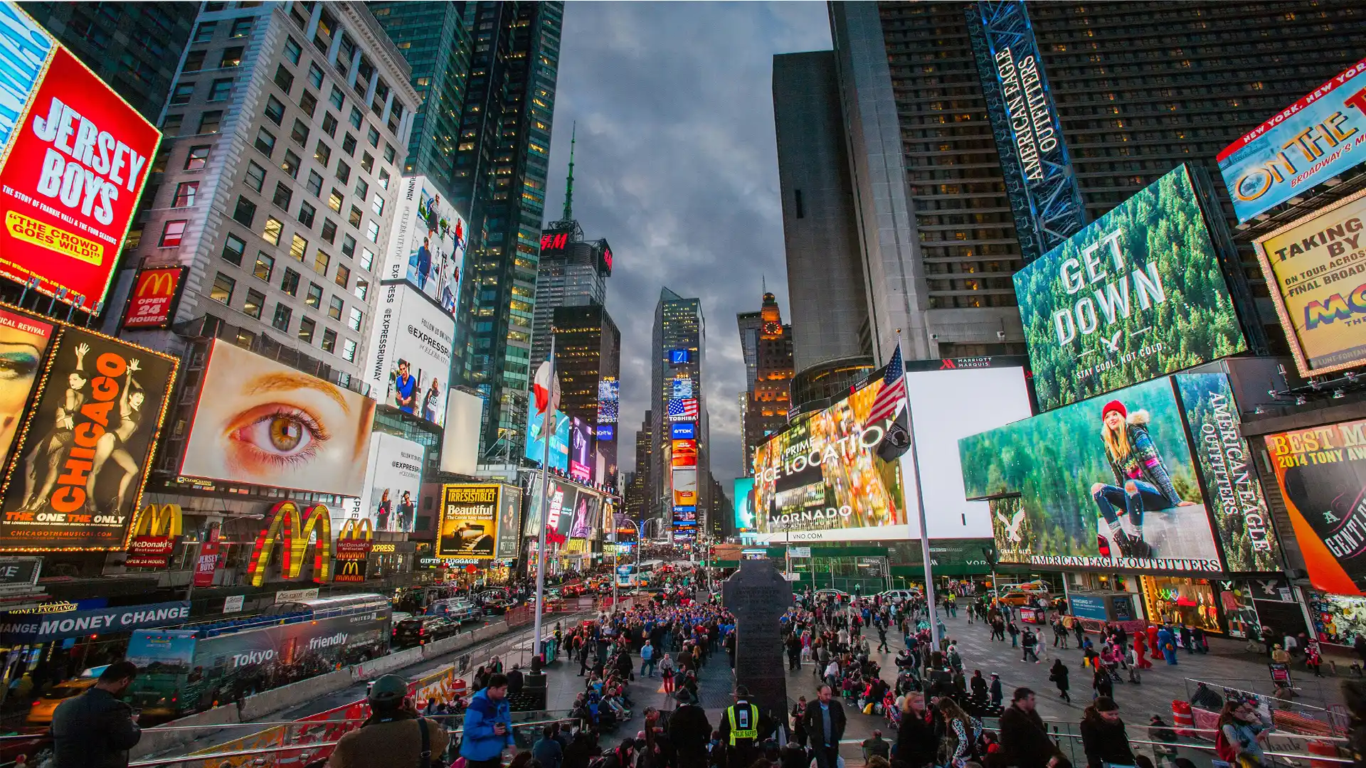 How to Choose the Right Size Outdoor LED Display for Your Event