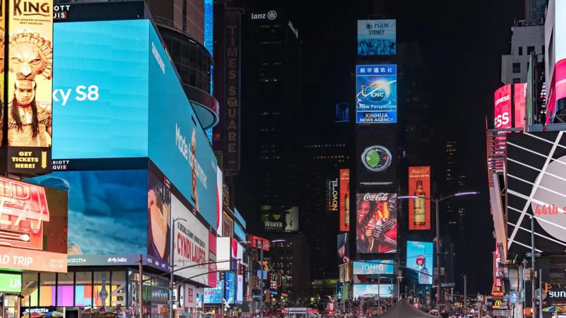 Outdoor LED Showdown: Waterproof vs. Standard Displays